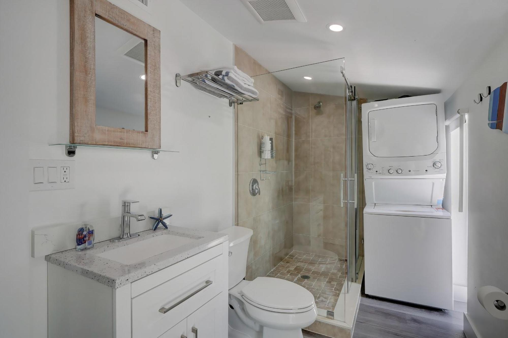 Charming Downtown Retreat With Private Units Villa Bonita Springs Dış mekan fotoğraf