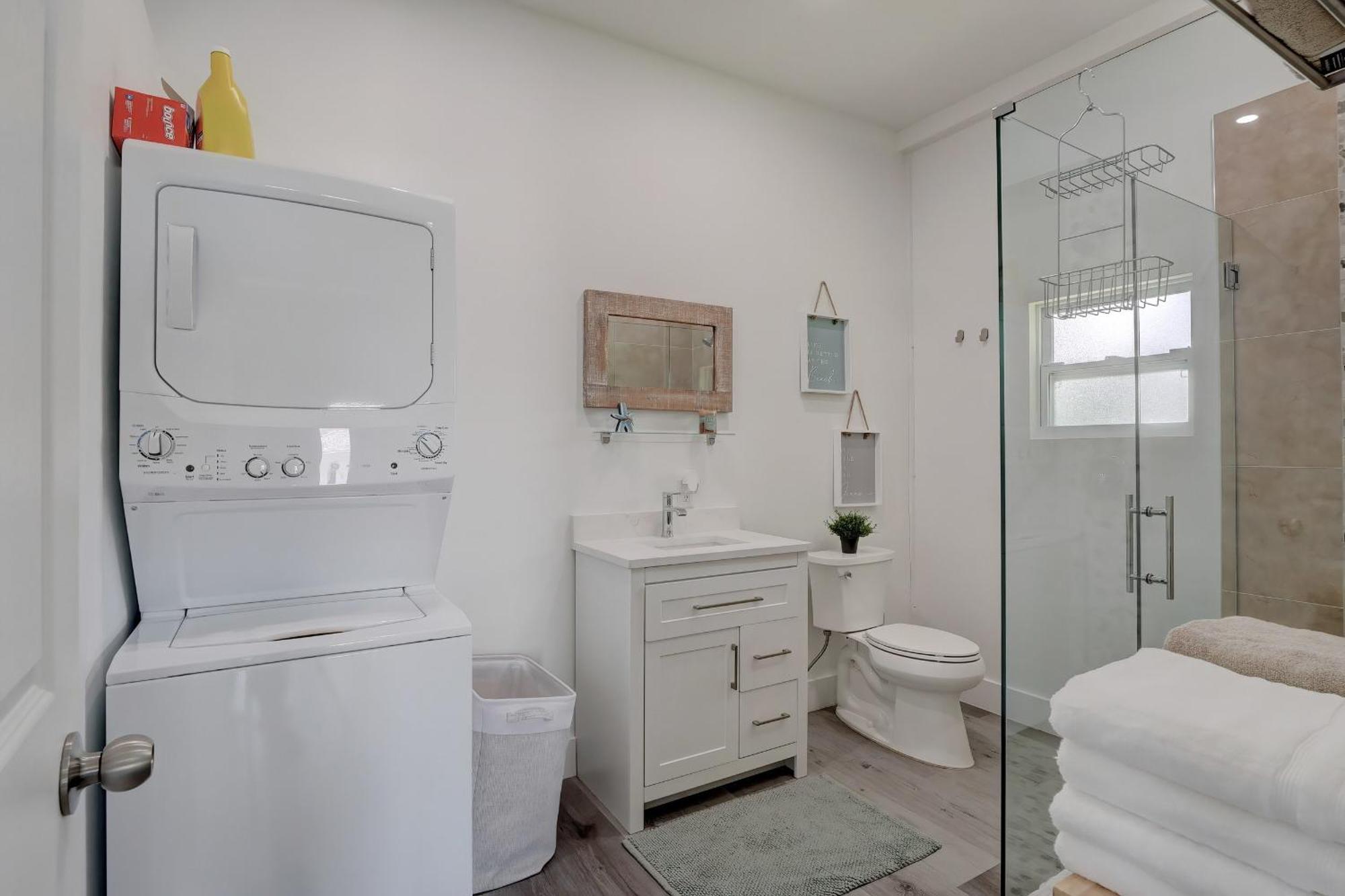 Charming Downtown Retreat With Private Units Villa Bonita Springs Dış mekan fotoğraf