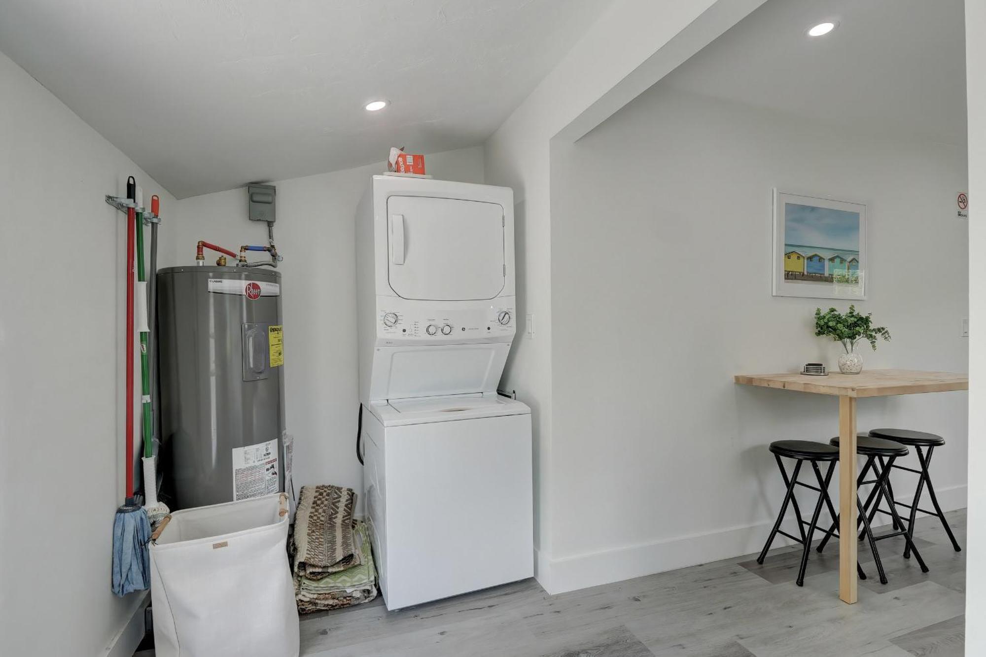 Charming Downtown Retreat With Private Units Villa Bonita Springs Dış mekan fotoğraf