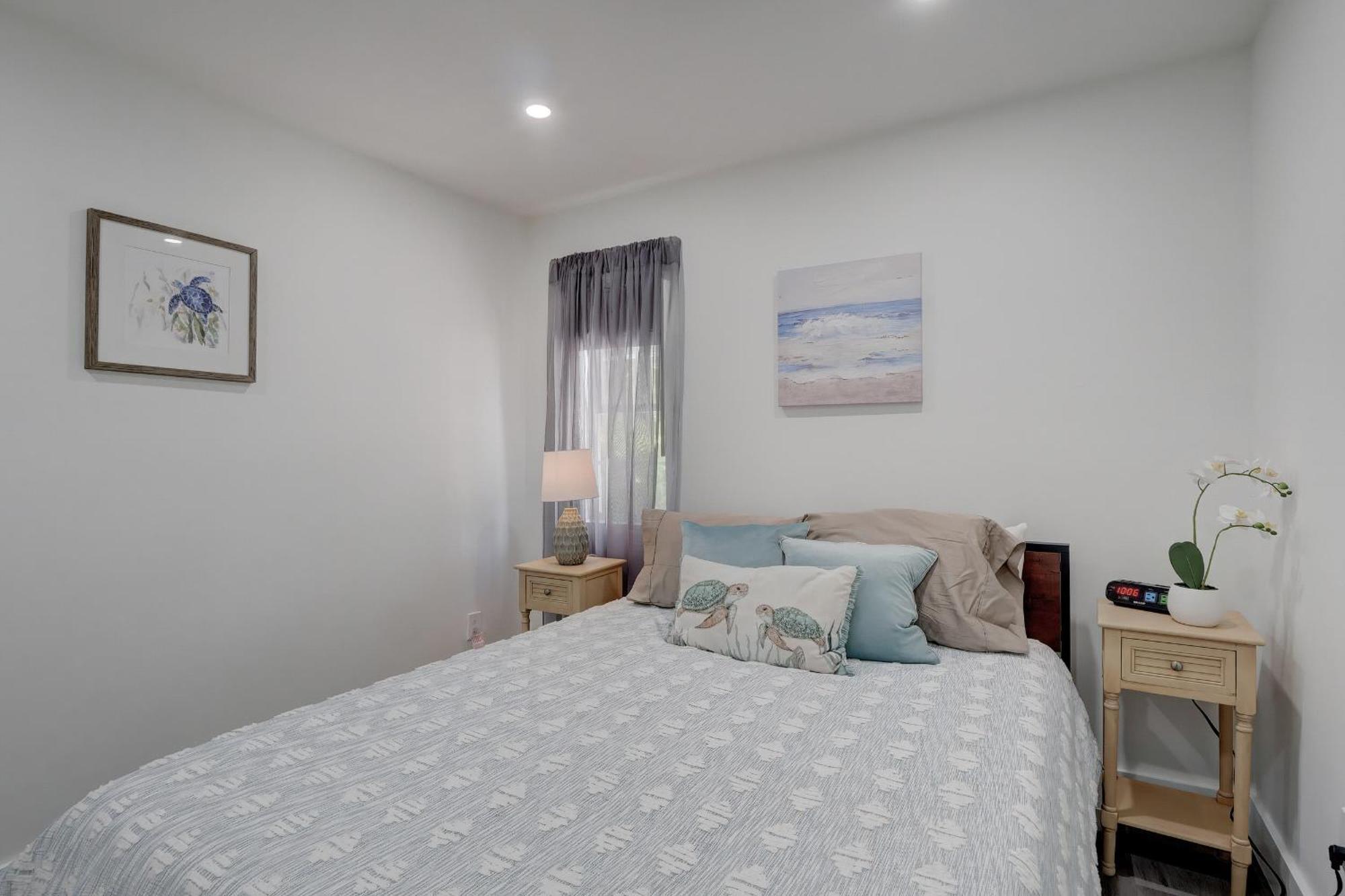 Charming Downtown Retreat With Private Units Villa Bonita Springs Dış mekan fotoğraf