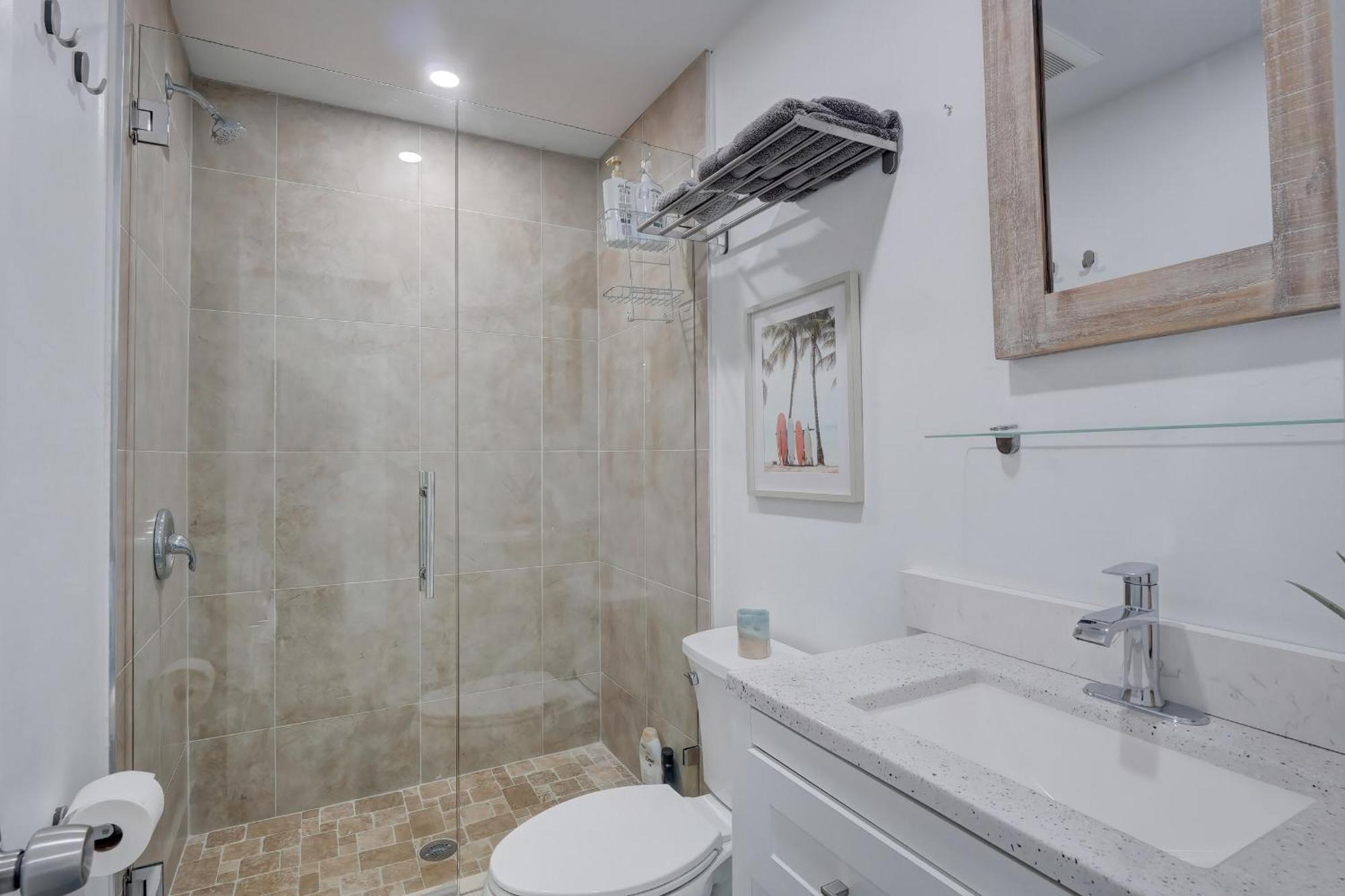 Charming Downtown Retreat With Private Units Villa Bonita Springs Dış mekan fotoğraf