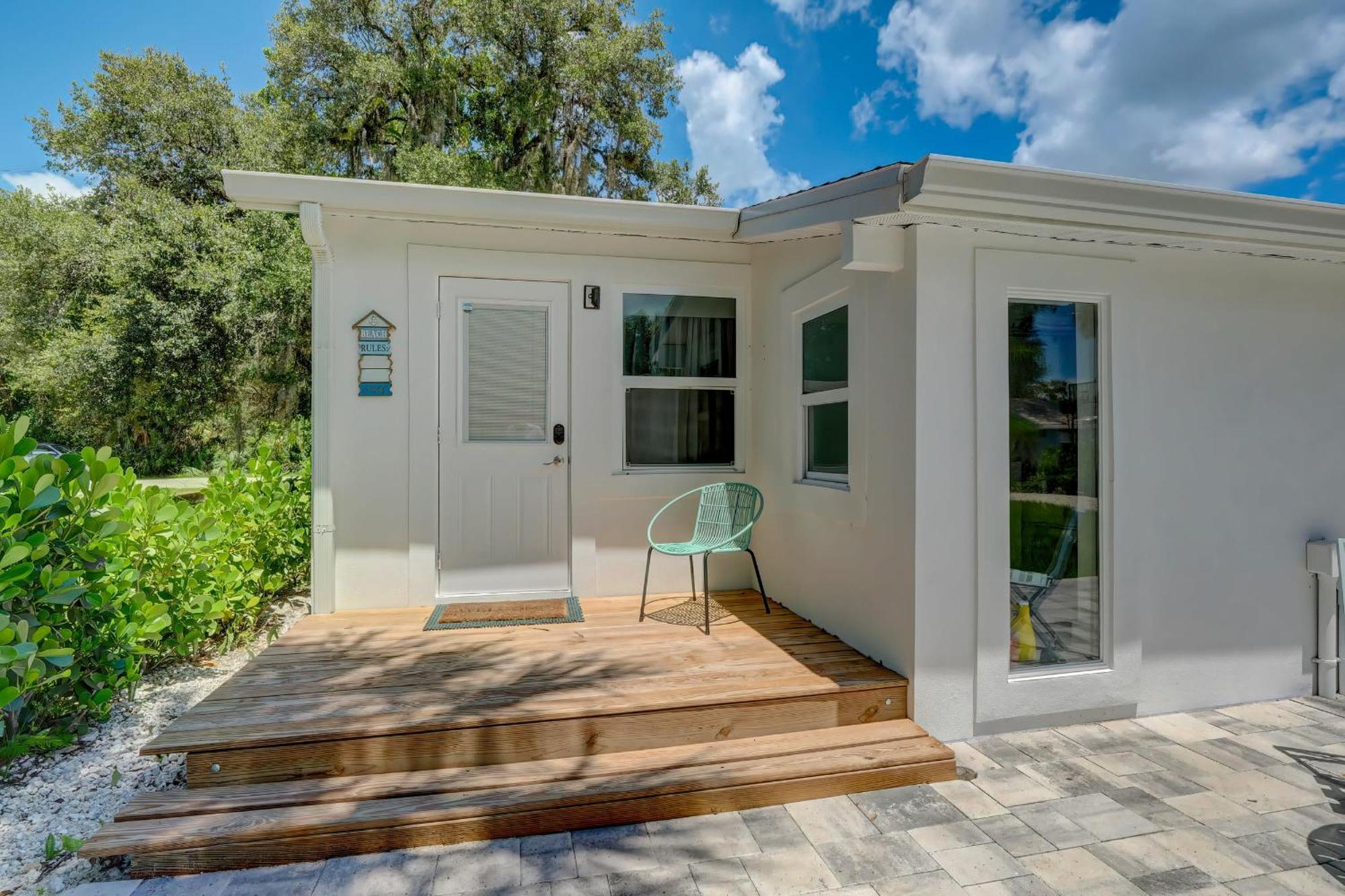 Charming Downtown Retreat With Private Units Villa Bonita Springs Dış mekan fotoğraf